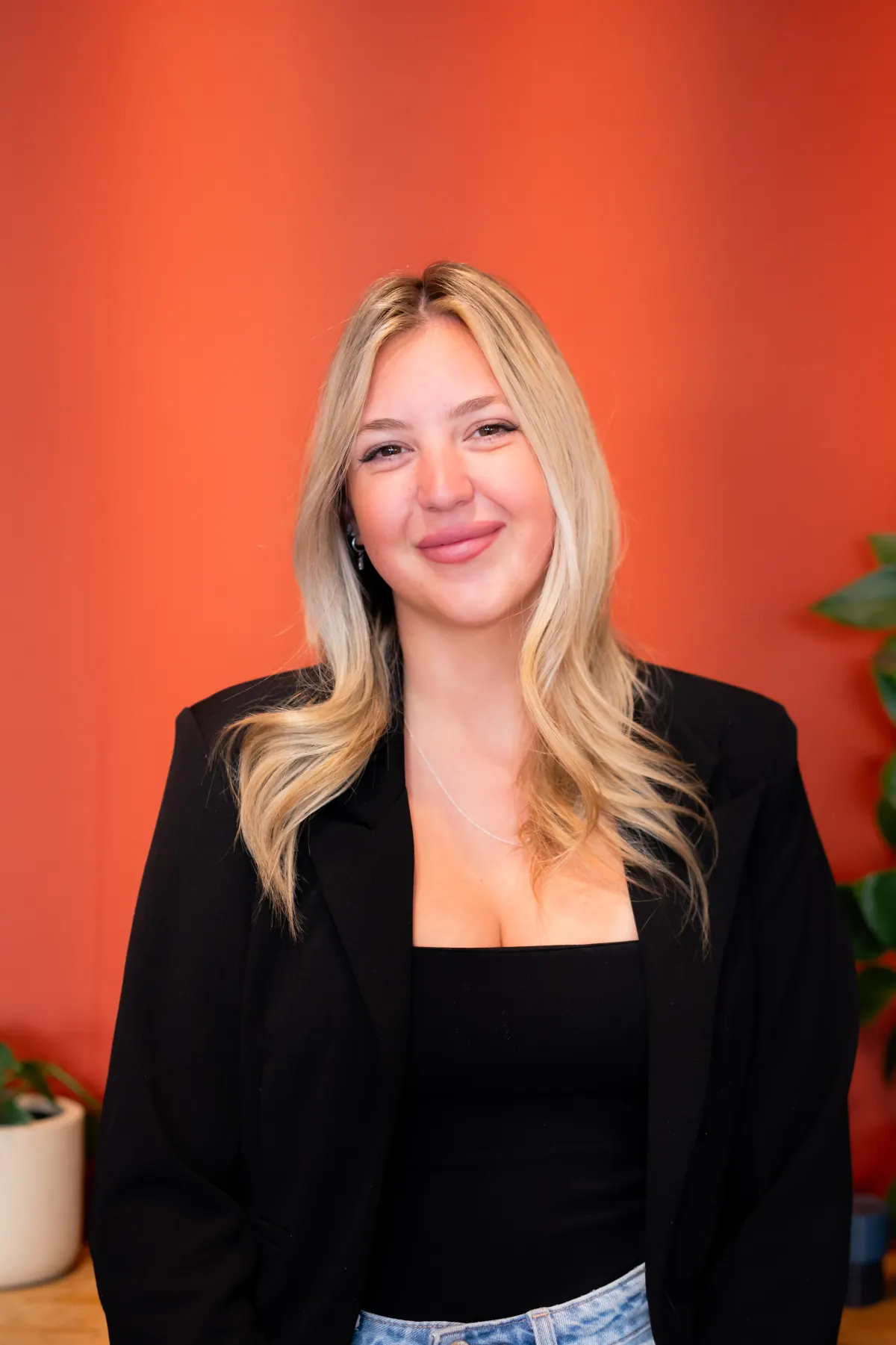 Kayla, stylist at Full Circle Hair Society